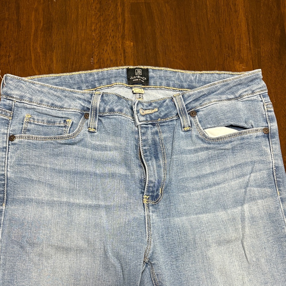 Just Black Women's Slim Jeans in Light Blue